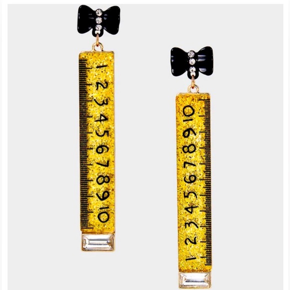 Betsey Johnson Jewelry - NWT ⚜️🖤⚜️ Betsey Johnson BACK TO COOL RULER DROP EARRINGS GOLD
